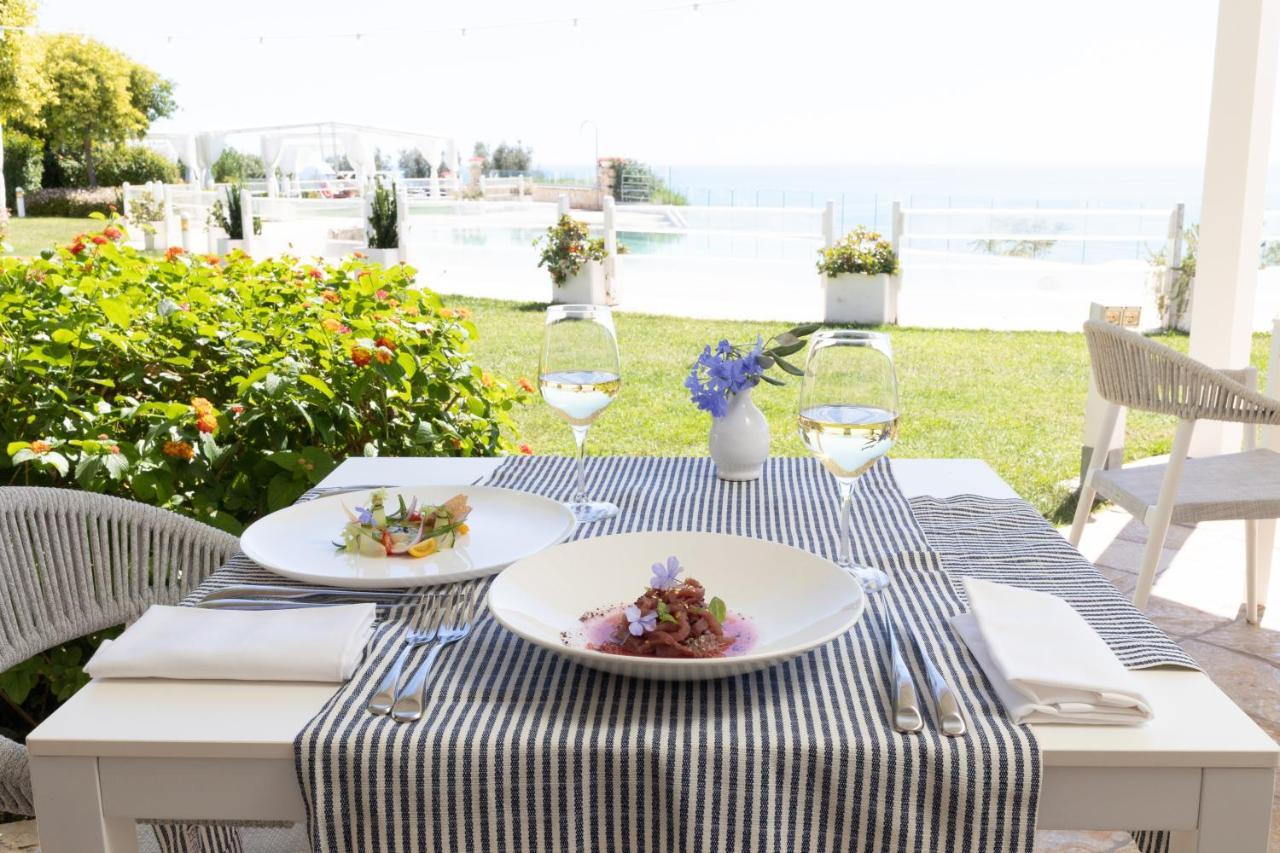 Hotel Residence Il Porto Mattinata Ngoại thất bức ảnh
