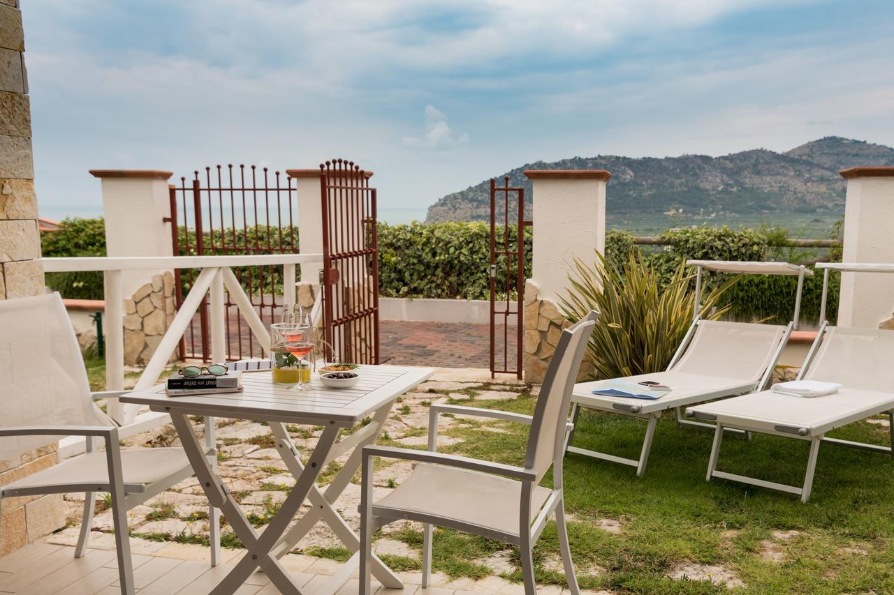Hotel Residence Il Porto Mattinata Ngoại thất bức ảnh